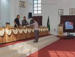Fraksi-fraksi DPRD Seruyan Setujui Raperda APBD 2025 Dibahas Lebih Lanjut 