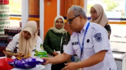 Tim Pembinaan dan Pengawasan Keamanan Pangan Barito Utara Imbau Pelaku Usaha Rutin Periksa Masa Kedaluwarsa Produk yang Dijual